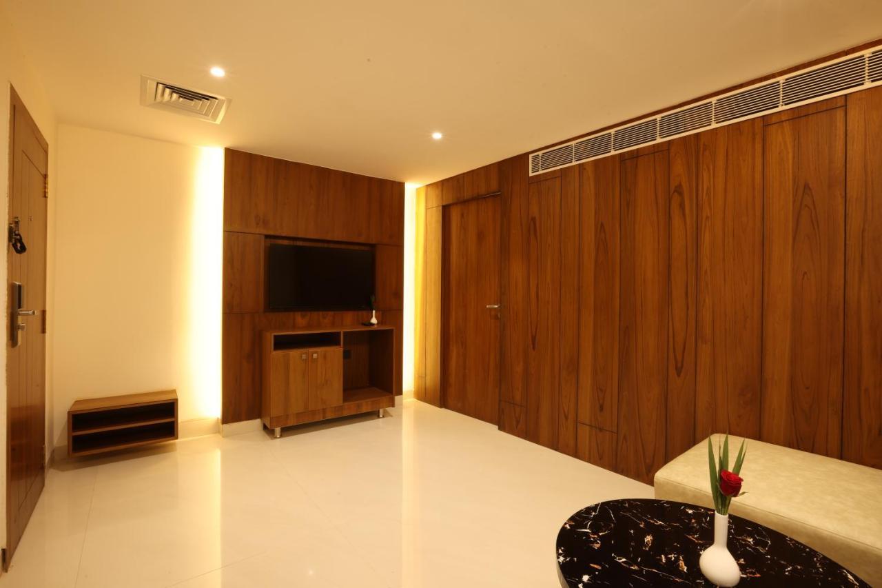 Royal Plaza Suites By Rak Rooms, Mangaluru Dış mekan fotoğraf